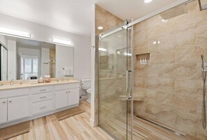 Unclassified image, 5 of 44, button