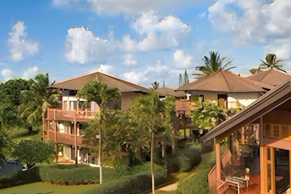 Spend the New Year in Hawaii!\nSpacious Two BR at Ka Oe Kai, Princeville, Kauai\n