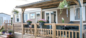 Chalet in Oostkapelle near Beach & Pool