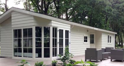 Chalet in Breskens with garden