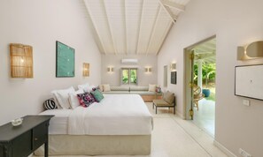 Villa | 5 bedrooms - Cool and Contemporary Hilltop Villa With Ocean Views (Unawatuna)