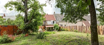Traditional Holiday Home in Brinon sur Beuvron