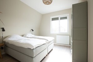 4 bedrooms, free WiFi