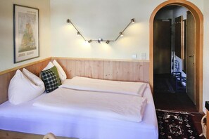 1 chambre, accès au Wi-Fi (inclus), literie fournie