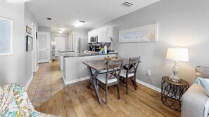 Appart'hôtel, 2 chambres | Cuisine privée