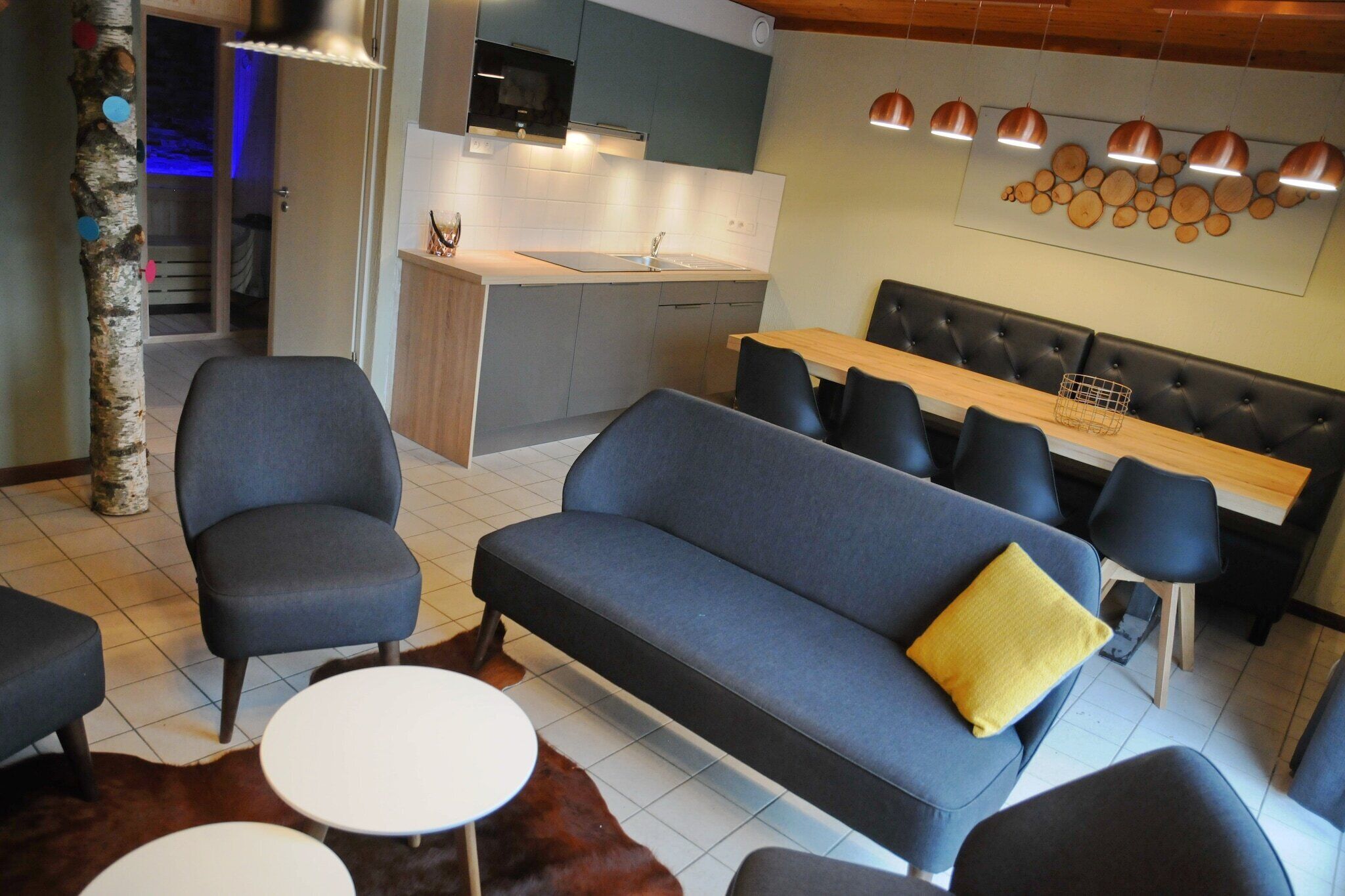 Een smart-tv en een dvd-speler