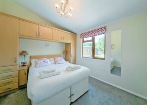2 bedrooms - 2 bedroom accommodation in Carnforth (Carnforth)