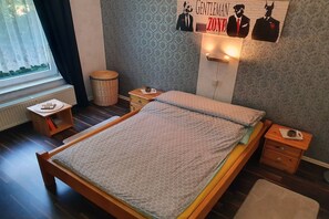 2 bedrooms, iron/ironing board, travel crib, free WiFi