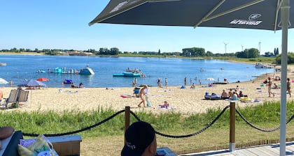 Chalet confort au bord d'un lac récréatif