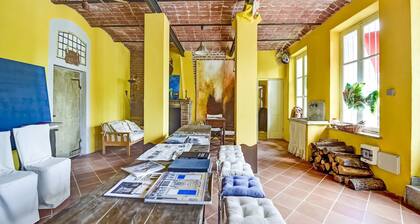 Maison de maĂźtre avec jardin et bibliothĂšque