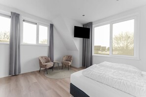 4 bedrooms, free WiFi