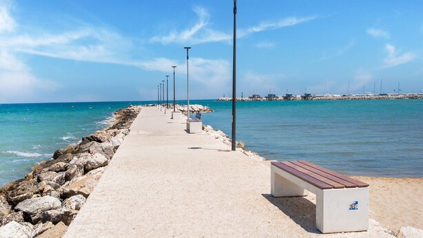 Strand