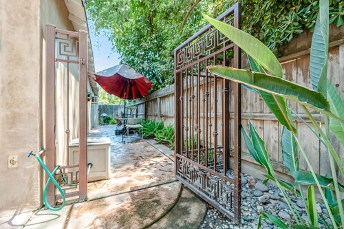 Sequoia Studio w/ Private Patio