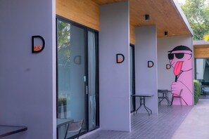 Terrace/patio - S Club & Hotel (Pattaya)