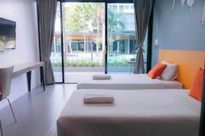 Deluxe Single Room, 2 Twin Beds, Non Smoking, Pool View | Premium bedding, down comforters, pillowtop beds, free WiFi