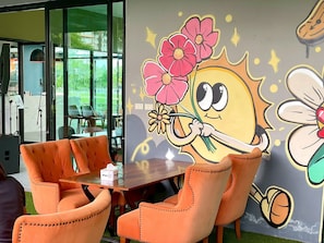 Coffee shop