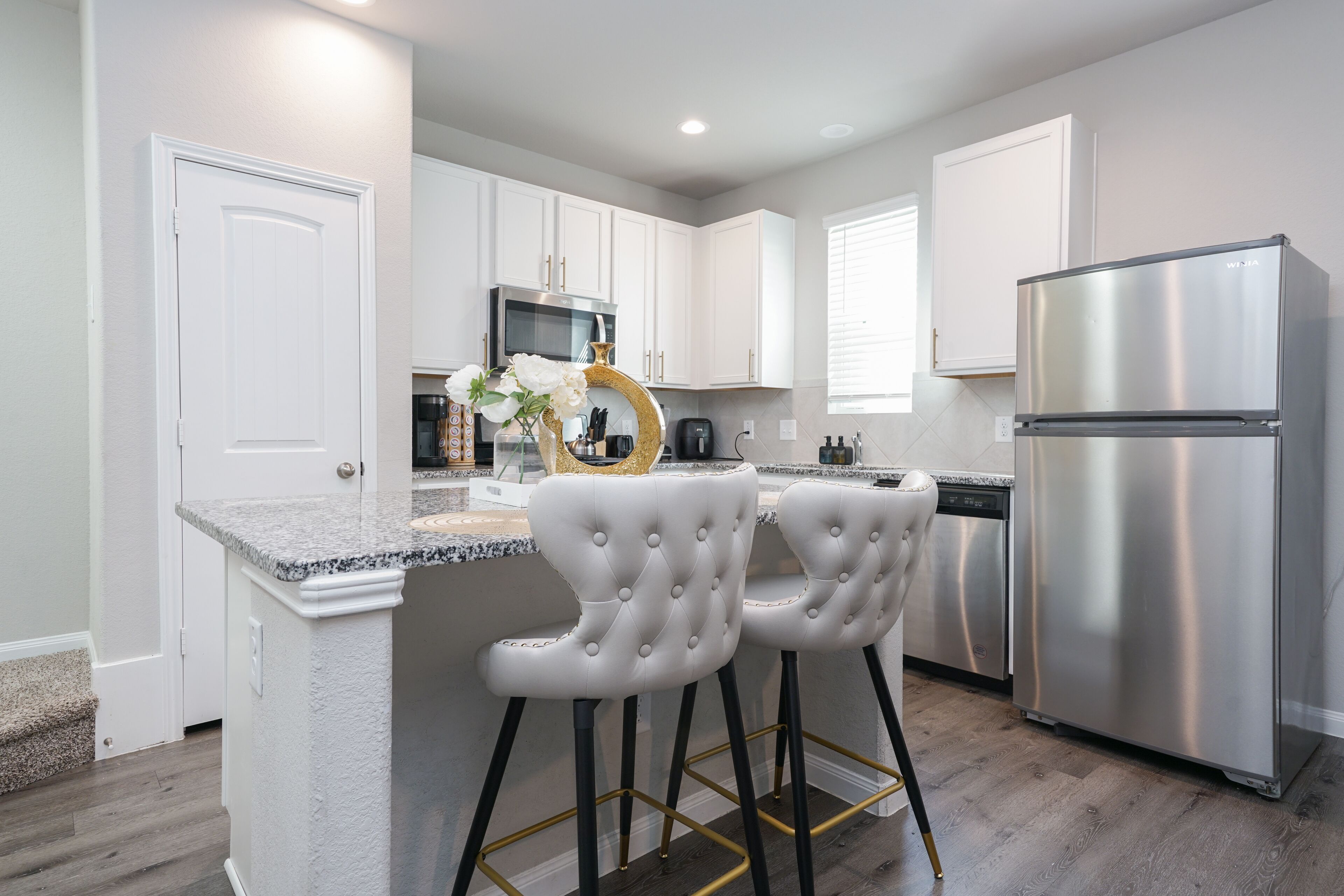 Cozy, Pet-Friendly Home with Reliable Electricity