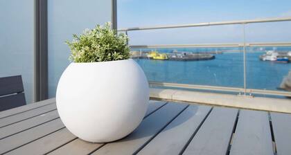 Spacious modern apartment in Scheveningen