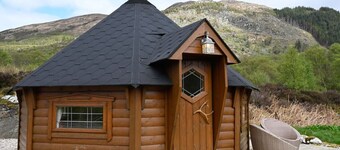 Leven View Lodges near Glencoe No2 Callart