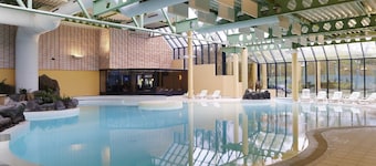 Modern Apartment with Terrace