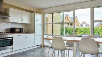 Fridge, oven, dishwasher, freezer