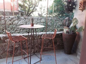 Outdoor dining - Belvilla by OYO CasaRuscello (Molina di Quosa - San Giuliano Terme (Pi))