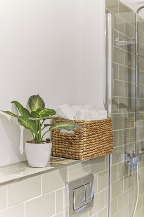 Hair dryer, towels