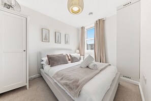 2 Schlafzimmer, Bügeleisen/Bügelbrett, kostenloses WLAN, Bettwäsche