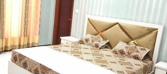 The Crown Guest House