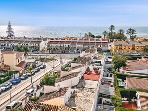 منظر من الجو على ارتفاع عالٍ
