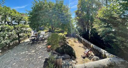 Gßte cosy à Aiguilhe avec jardin, jacuzzi et sauna - proche UNESCO et chemins de randonnée