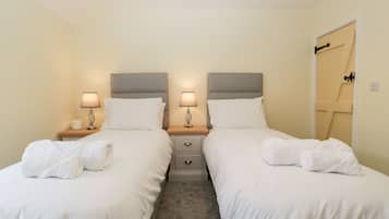 3 bedrooms, individually decorated, individually furnished, free WiFi
