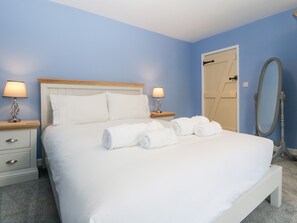 3 habitaciones, decoración personalizada y muebles diferentes