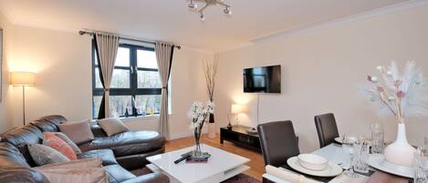 Apartment | Living area