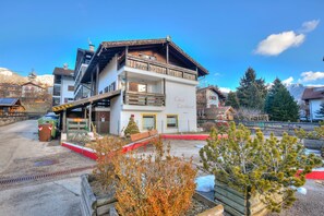 บริเวณภายนอก