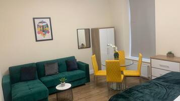 Free WiFi, bed sheets