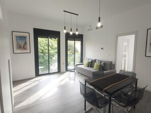 تلفزيون