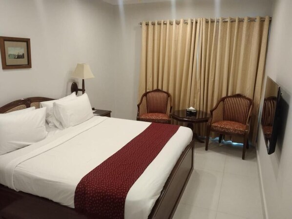 Kamar Double Deluks | Setrika/meja setrika dan Wi-Fi gratis