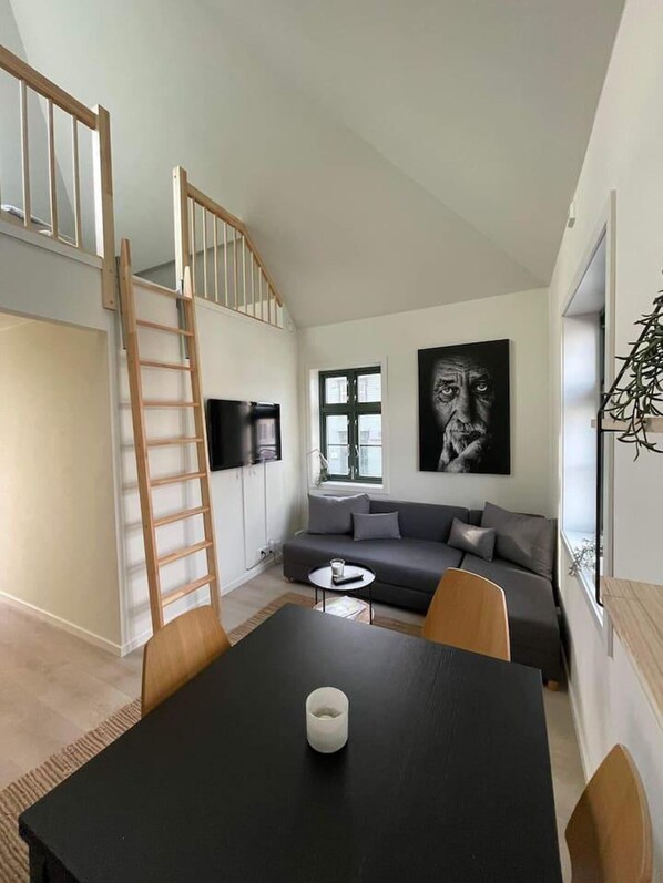 Living area - Inviting 2-bed Apartment in Stavanger BnB 12 (Stavanger)