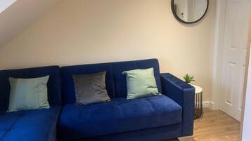 Studio, 1 Queen Bed | Interior