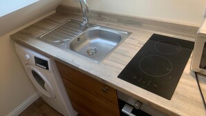 Unclassified image, 4 of 9, button - Charming 1-bed Studio in Arbroath (Arbroath)