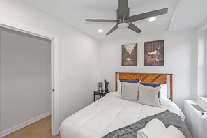 2 bedrooms, iron/ironing board, travel crib, free WiFi