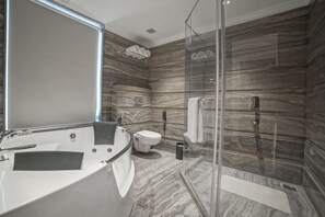 Bathroom - The Kabo (Srinagar)