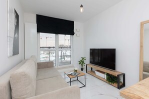 TV - Borsucza 59 | Cozy Apartment | Parking (Warszawa)