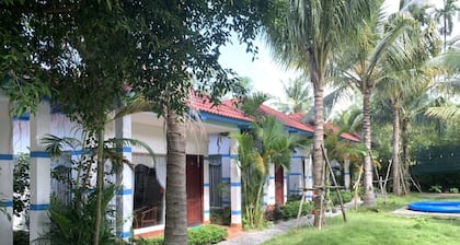 LAM PHU Bungalow
