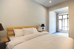 Deluxe Triple Room | Iron/ironing board, free WiFi - Caravanserai Hunza (Karimabad)