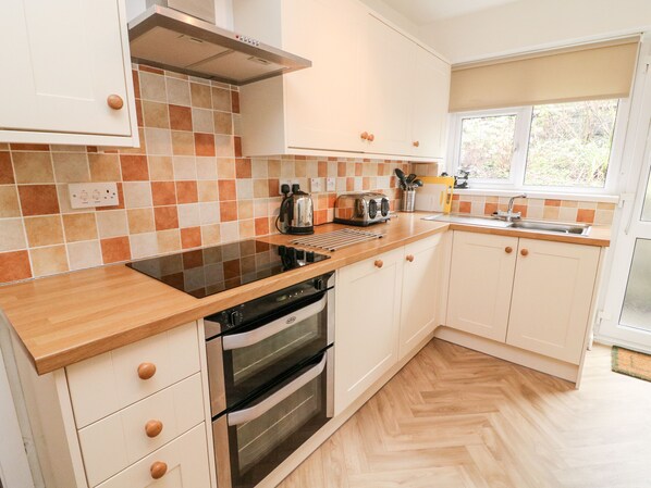Cottage | Interior