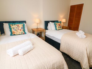 3 bedrooms, individually decorated, individually furnished, free WiFi - 8 Oaks Field (Ambleside)