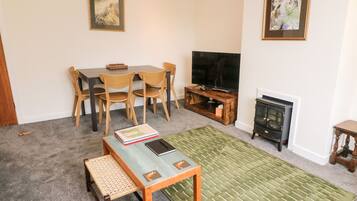 Cottage | Living area