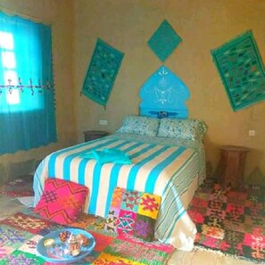 2 chambres, coffre-fort, système d’insonorisation, lit de bébé portatif